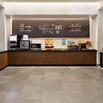 Hotel Hampton By Hilton Airport Century Place