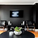 Apartment Walk To Downtown Broadway With Pool, Parking And Patio Nashville