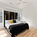 Urban Oasis: Modern Luxury Near Downtown Nashville