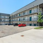 Modern East Nashville Condo 3 Miles To Downtown