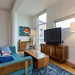 Artsy Extended Retreat Downtown Nashville