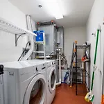 Artsy Chic 1Br Condo 30Day Min With Wifi Ac Parking Tv Furnished Rooftop