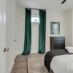 Nashville - 5625 Lenox Ave