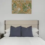 Landing Modern Apartment With Amazing Amenities