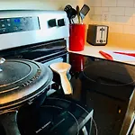 Fairgrounds Playground - Weho - 1Bd 1Ba