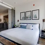 Lofts At 30th - Urban Cityscape - Mins To Broadway Holiday home *