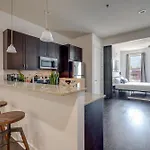Lofts At 30th - Urban Cityscape - Mins To Broadway