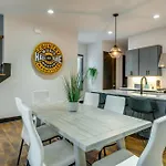 2 Designer Gulch Homes - Rooftop Hot Tub - Sleeps 24