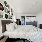 Sleepover Apartment *