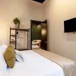 Union St Lofts - Salon - Day Nashville