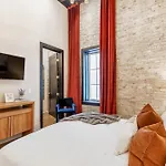 Apartment Union St Lofts - Salon - Day *