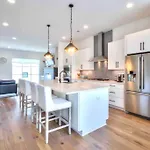 Luxurious Morden Loft Huge Rooftop & Skyline Views