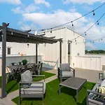 Rooftop Deck And Rec Minutes To Dwntn * Nashville