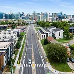 Stylish New Gulch Rooftop Deck W Views Holiday home *