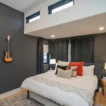 Stylish New Gulch Rooftop Deck W Views *