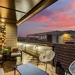 Stylish New Gulch Rooftop Deck W Views Nashville