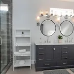 Spacious Only 2 Miles From Downtown Holiday home Nashville