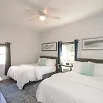 Spacious Only 2 Miles From Downtown * Nashville