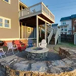 Historic Pet-Friendly Stay Near Broadway W Fire Pit