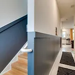 Chic Condo, 2mi To Downtown, Sleeps 8, By Geodis Apartment