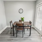 Apartment Brentwood D6 I Cozy & Comfy I 2bd I Free Parking