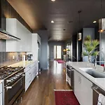 Epic Luxury Mansion W Skyline Views *