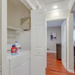 Metropolitan City Home Huge Private Backyard