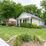 Metropolitan City Home Huge Private Backyard