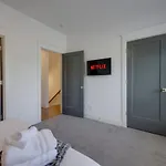 Minutes To Broadway Stunning Townhome Holiday home Nashville