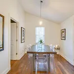 East Nash Enclave Movie Private Yard Holiday home