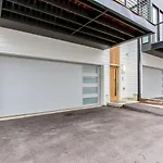 Ultra Luxury Home Minutes To Broadway Comfy Beds