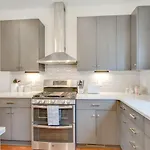 Ultra Luxury Minutes To Broadway Comfy Beds Holiday home