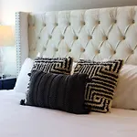 Two Townhomes- Rooftop Lounges- Hot Tub- Game Holiday home Nashville