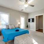 Holiday home 3203 Long Blvd *