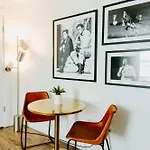 Songwriter's #108 Apartment *