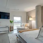 5m102 Two-story 2br 2ba Work Live Holiday home