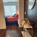 The Gulch Music Row Broadway Parking Apartment *