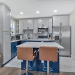 Holiday home Cute, Charming, West Nash,1 Bed 1bath , Private Fenced Yard Nashville
