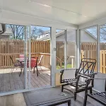 Cute, Charming, West Nash,1 Bed 1bath , Private Fenced Yard Holiday home Nashville