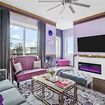 Holiday home Diva Glam - Luxe - Dt 2miles - 8 Q Beds - Wow