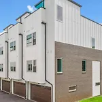 Girls\' Getaway - Flamingle House - Broadway 2 Miles - Rooftop - Wow