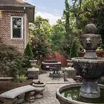 Luxe Large With Movie Room, Hot Tub, Garage Nashville