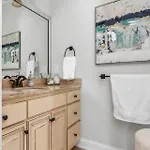 Luxe Large With Movie Room, Hot Tub, Garage Holiday home *