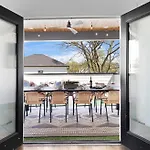 The Willie - Newly Redesigned, Game Room & Rooftop