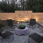 Cozy Retreat In Upscale Green Hills In West Nashville