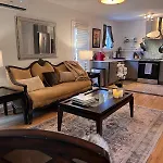 Apartment Cozy Retreat In Upscale Hills In West Nashville