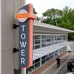 Vibrant Multi Condo Building That Sleeps 48 With 7 Units