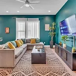 Huge Roof Deck With Games 10 Mins To Broadway *