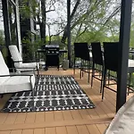 Holiday home A Spacious With Amazing Views And Elevated Outdoor Spaces