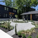 The Nomad By Avantstay